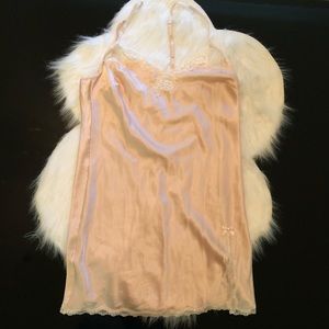 Nwot Victoria’s Secret satin sleepwear size medium